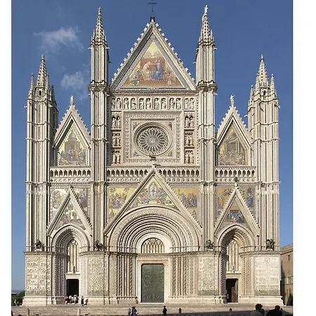 Πανσιόν Stanza Con Bagno Privato Centro Storico, Aria Condizionata Netflix Vicino Al Pozzo Della Cava-affittacamere 